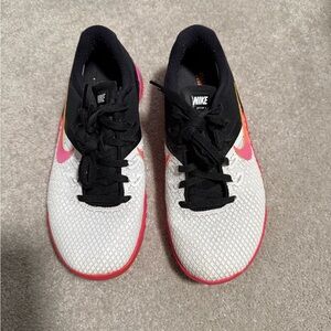 Nike Metcon 4 XD 'White Fuchsia'